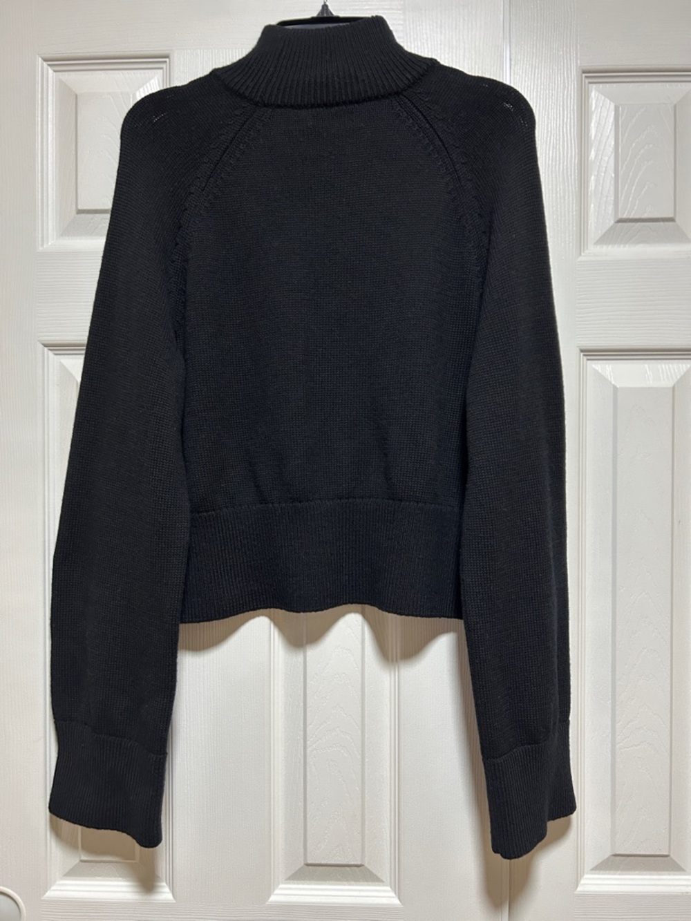 Quince Australian Merino Wool Cropped Mock Neck Sweater Black - Size Medium - Picture 3 of 7